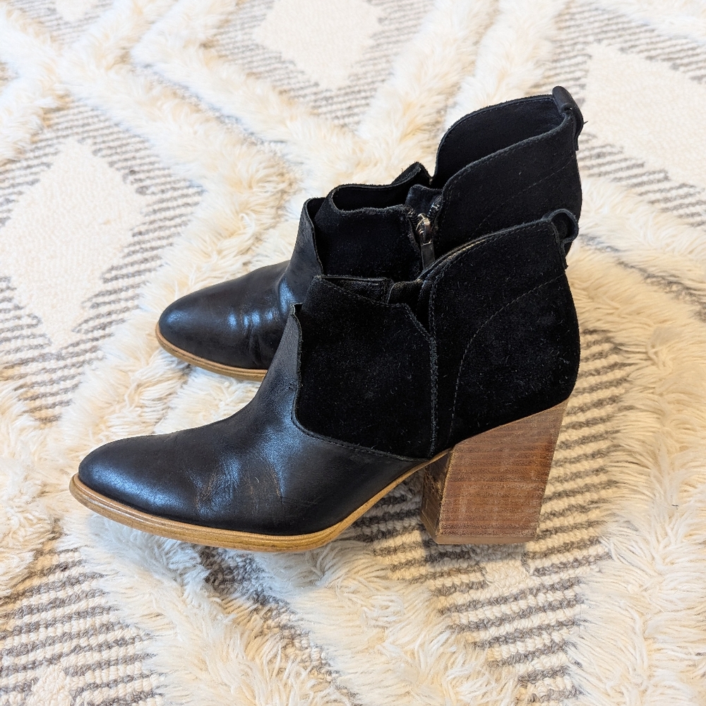 Black leather and suede Marc Fisher ankle boots